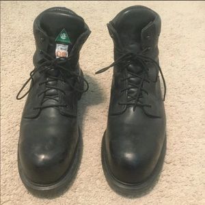 Men’s black boots